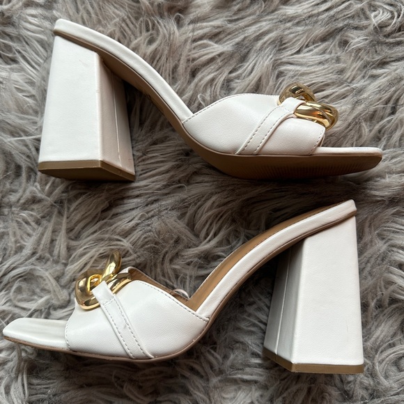 Express Chain Strap Block Heel Mule Sandals - sz 9.5 - Picture 5 of 7